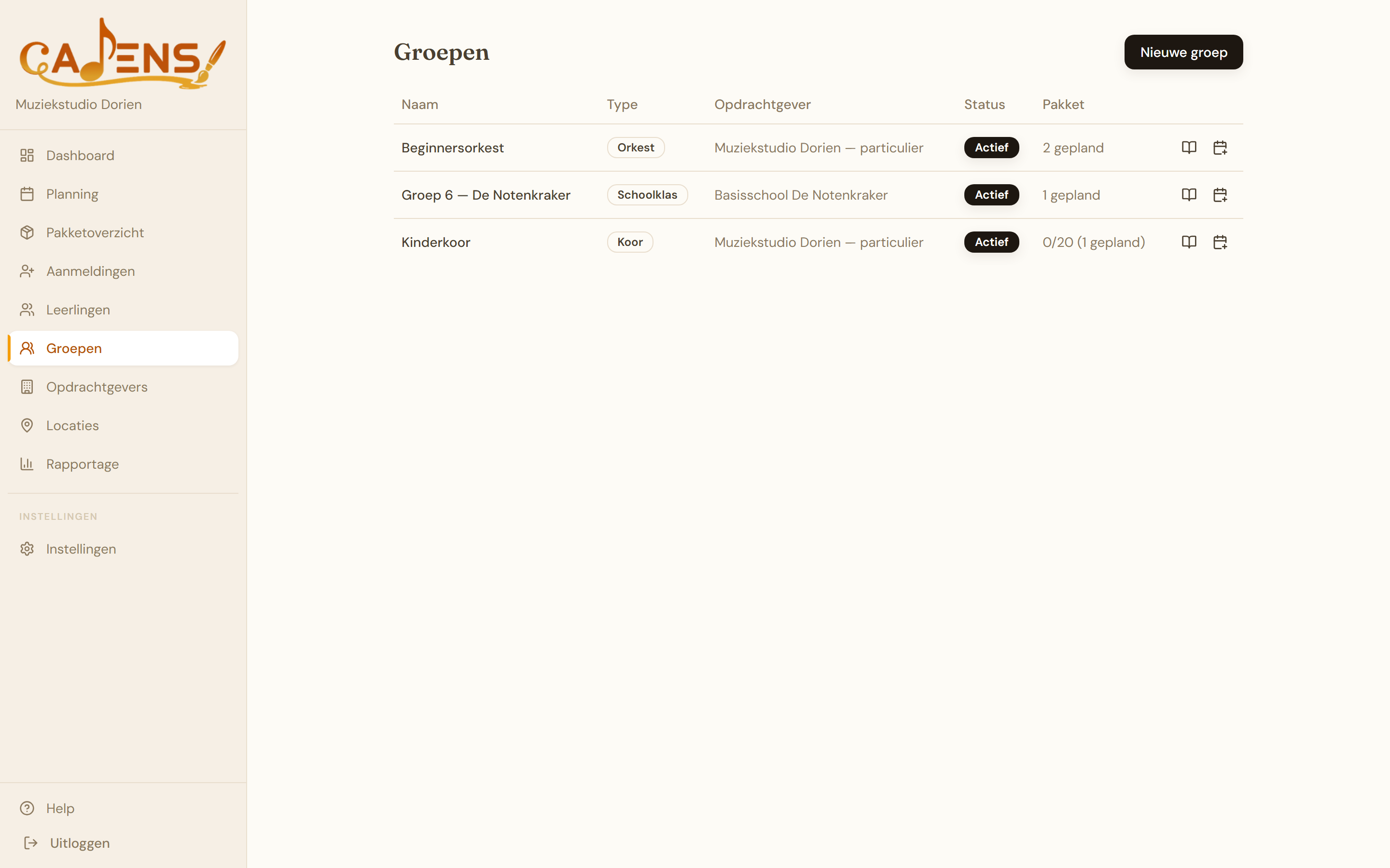 Cadens groepenlijst met type-badges